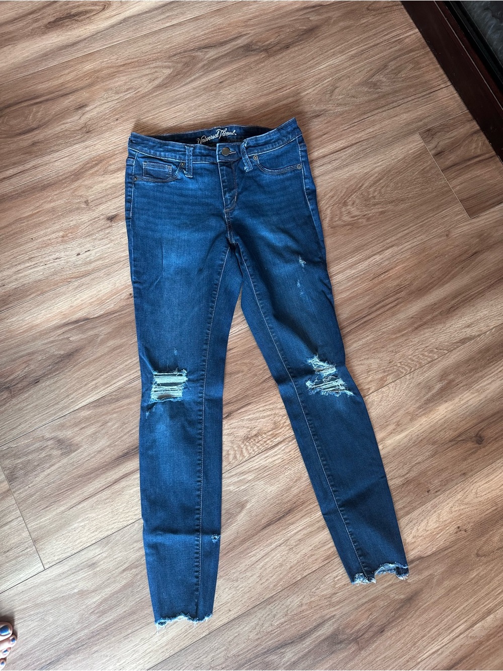 Universal Thread Dark Blue Ripped Skinny Jeans